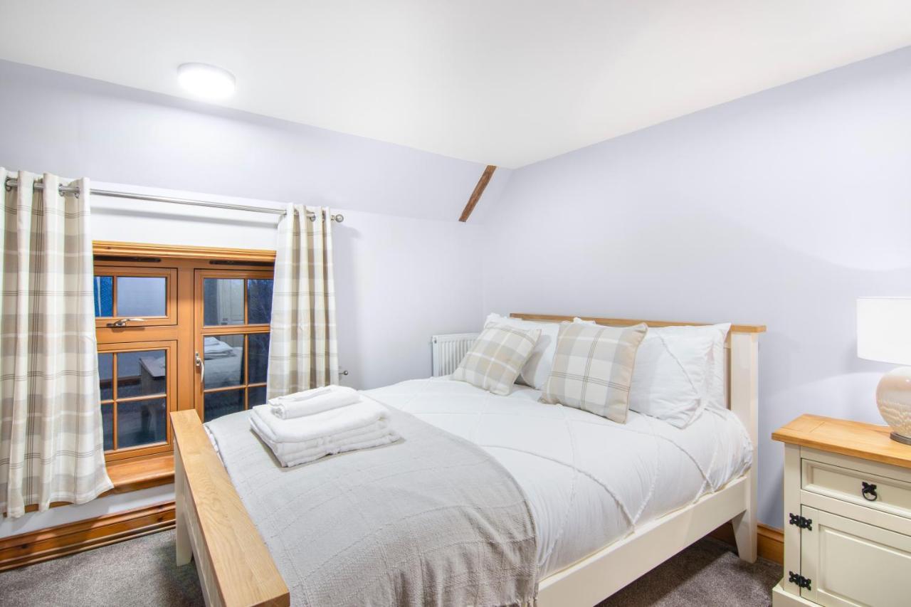 The Roost Group - The Coach House - Hot Tub Villa Gravesend Exteriör bild