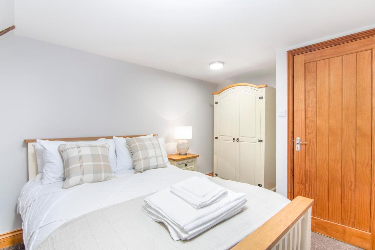 The Roost Group - The Coach House - Hot Tub Villa Gravesend Exteriör bild