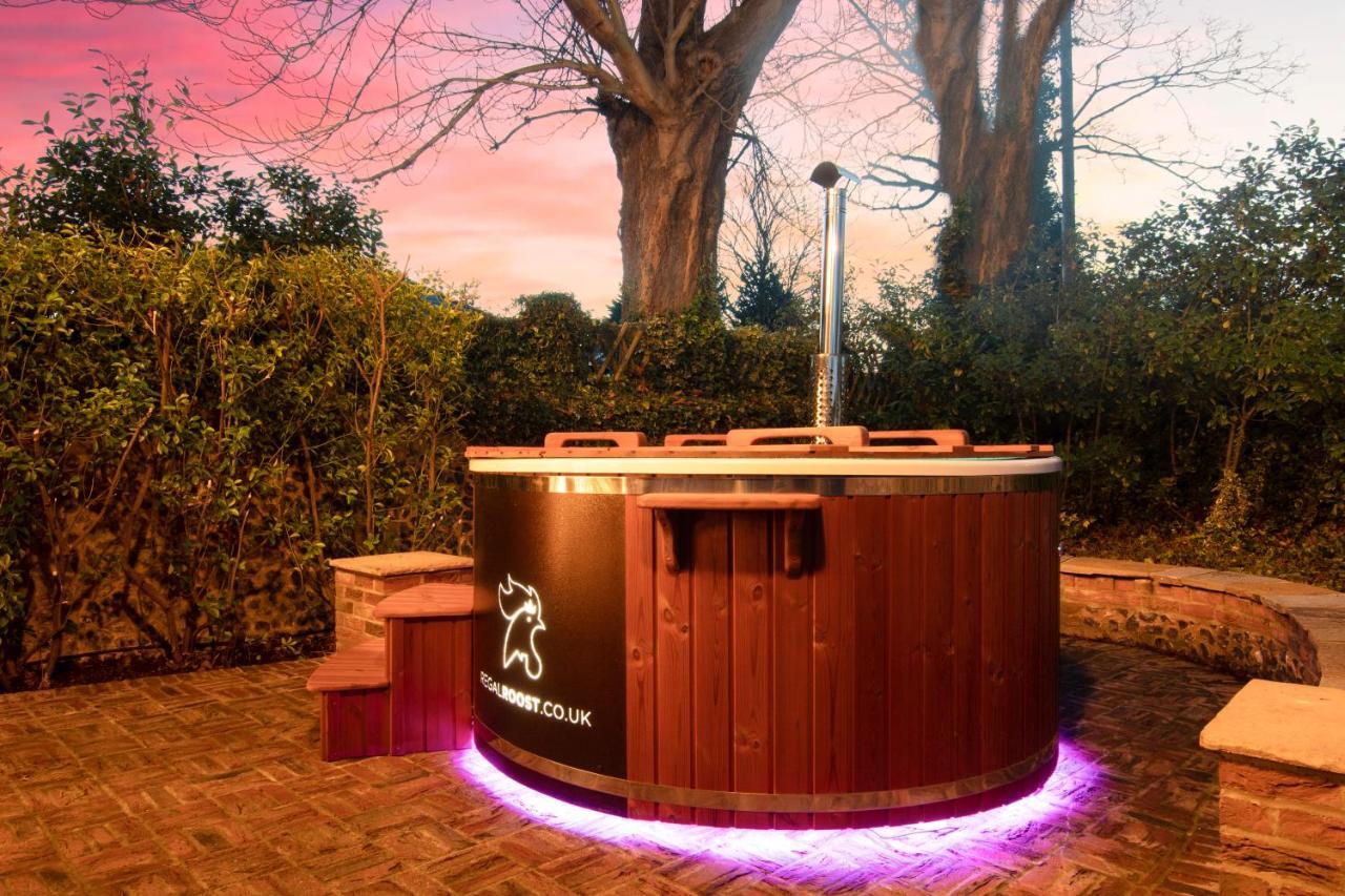 The Roost Group - The Coach House - Hot Tub Villa Gravesend Exteriör bild