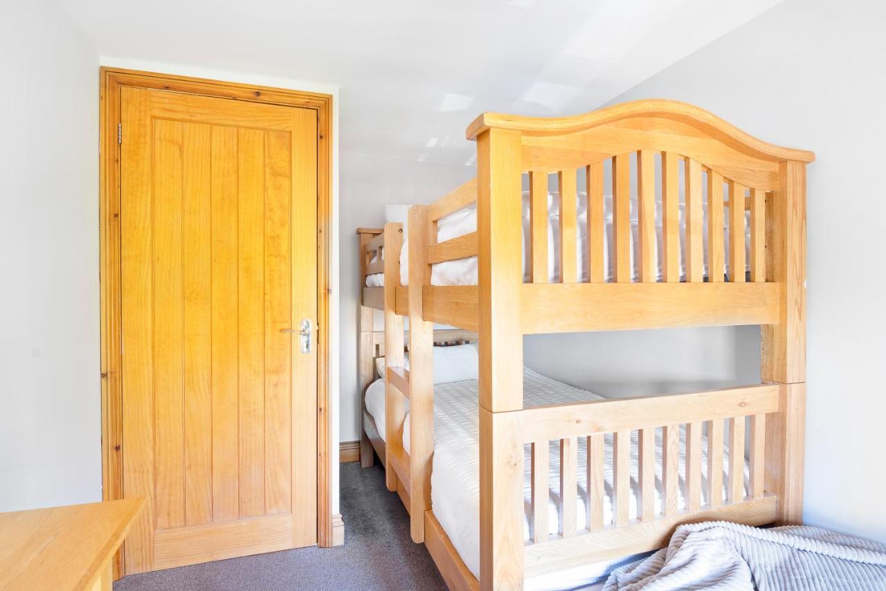 The Roost Group - The Coach House - Hot Tub Villa Gravesend Exteriör bild