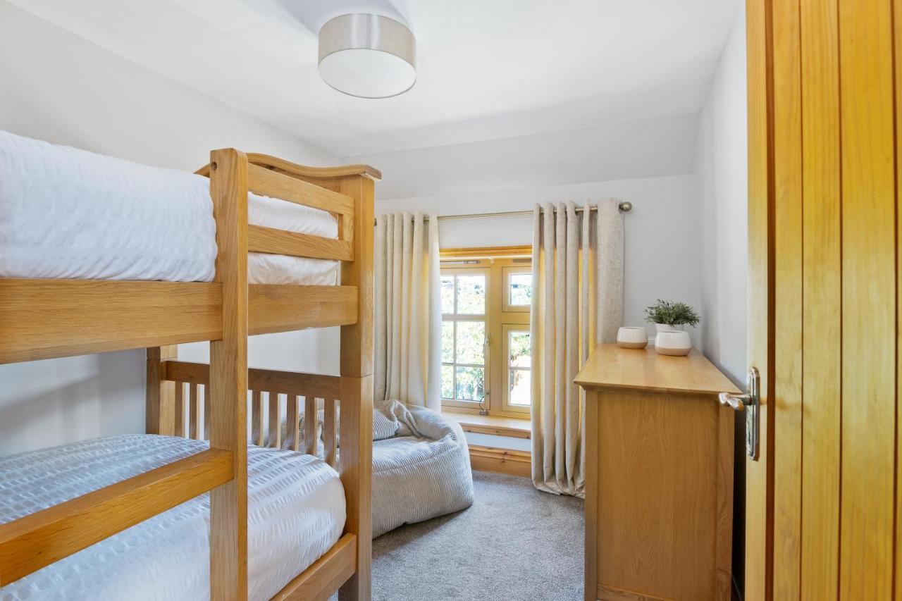 The Roost Group - The Coach House - Hot Tub Villa Gravesend Exteriör bild